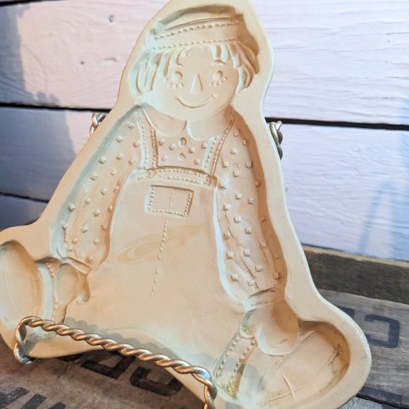 Vintage Brown Bag Cookie Art Raggedy Andy Stoneware Cookie Mold Hill Design 1986 - Picture 2 of 4
